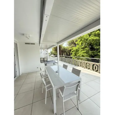 アパート Stylish Flat For A Perfect Getaway リニャーノ・サッビアドーロ